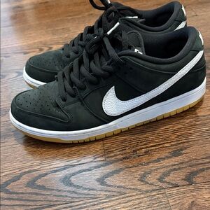 Nike dunk sb black/white